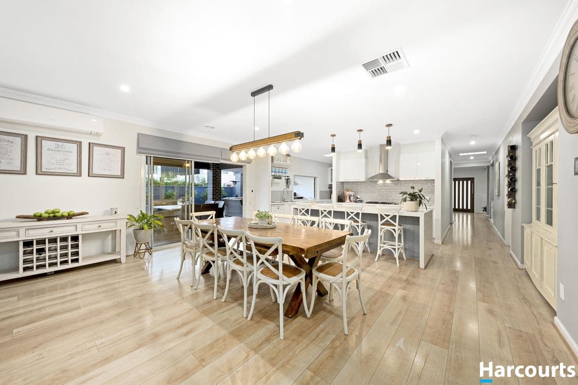9 Dianella Way, LYSTERFIELD, VIC 3156, Lysterfield - Thumbnail 3