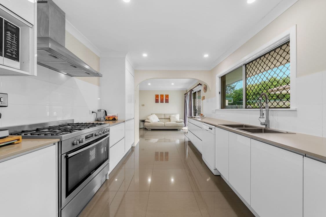 12 Verdun Street, TINGALPA, QLD 4173, Tingalpa - Thumbnail 3
