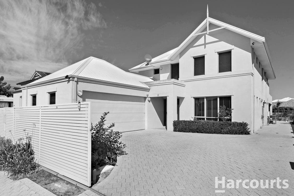 36 Leisure Way, HALLS HEAD, WA 6210, Halls Head - Image 1