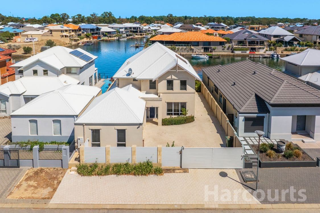 36 Leisure Way, HALLS HEAD, WA 6210, Halls Head - Thumbnail 4