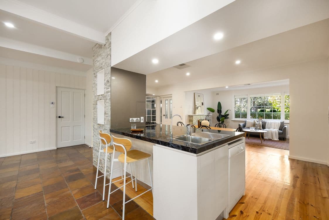22 Diosma Drive, COROMANDEL VALLEY, SA 5051, Coromandel Valley - Thumbnail 8