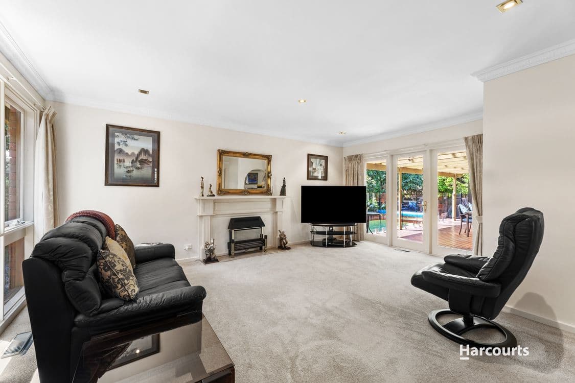 11 Sherwood Rise, VERMONT SOUTH, VIC 3133, Vermont South - Thumbnail 2