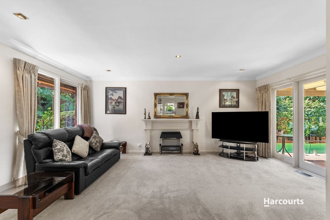11 Sherwood Rise, VERMONT SOUTH, VIC 3133, Vermont South - Thumbnail 3