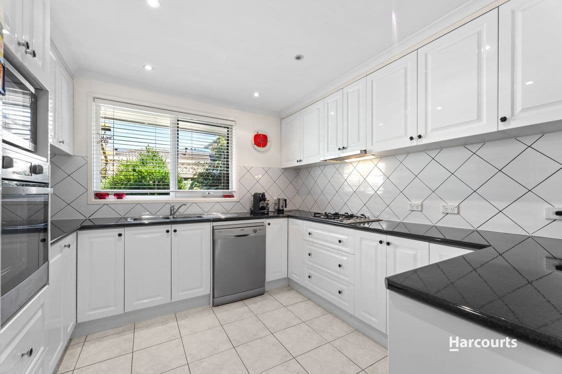 11 Sherwood Rise, VERMONT SOUTH, VIC 3133, Vermont South - Thumbnail 5