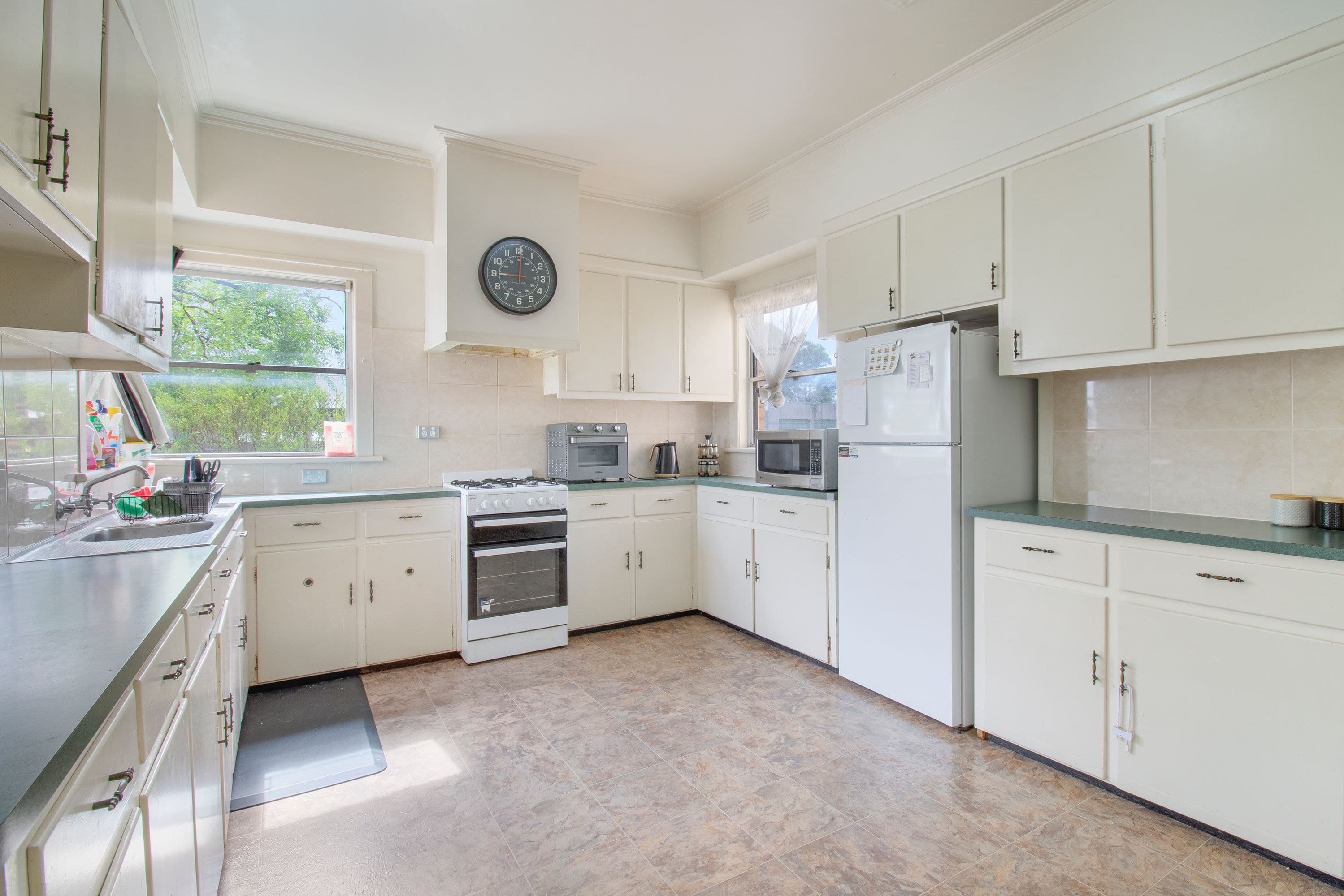 11 Johnson Street, Horsham VIC 3400, Horsham - Thumbnail 4