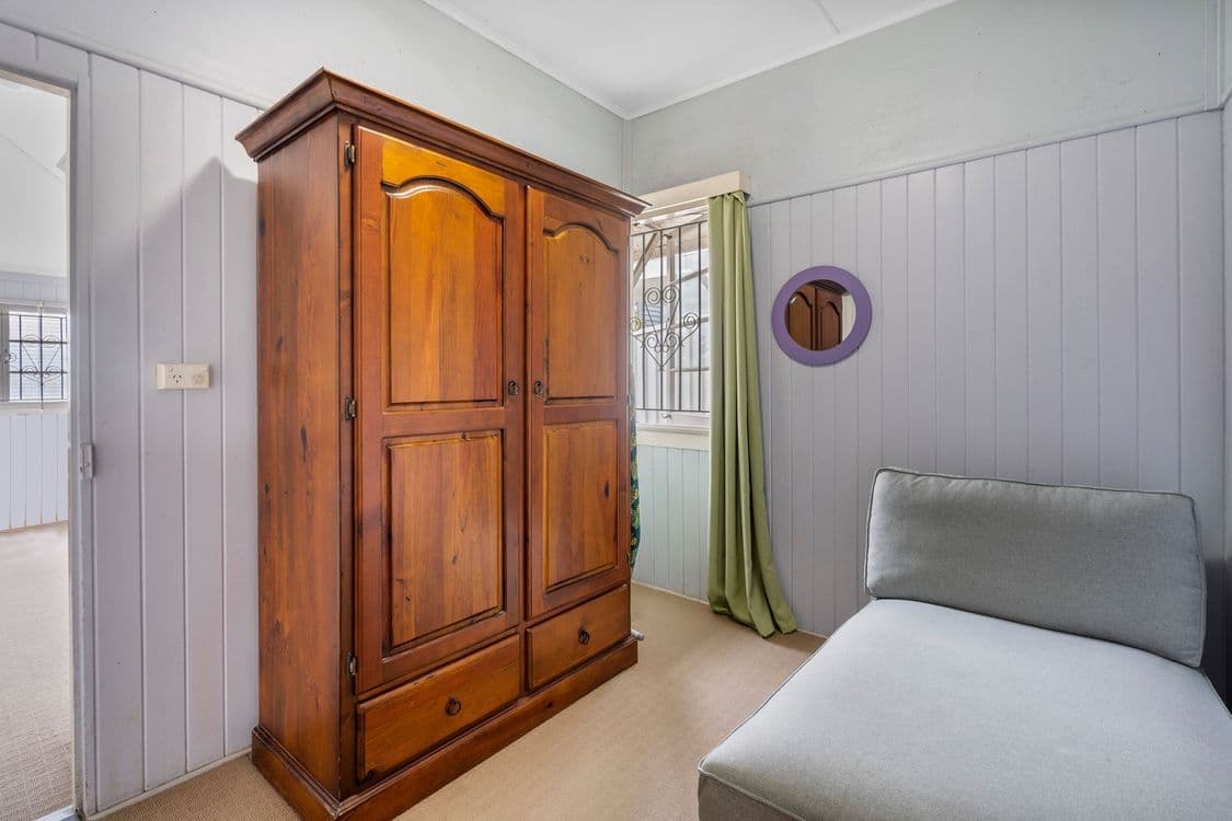 76 Plimsoll Street, GREENSLOPES, QLD 4120, Greenslopes - Thumbnail 6