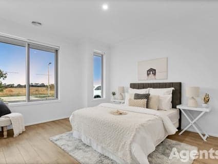 59 Shearjoy Loop, Clyde North - Thumbnail 3