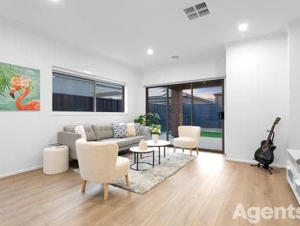 59 Shearjoy Loop, Clyde North - Thumbnail 8
