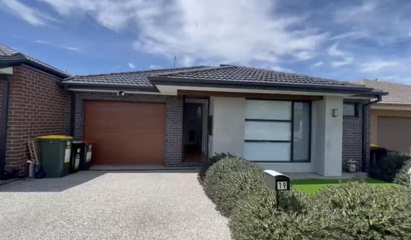19 Hollyhock Road, CRAIGIEBURN, Craigieburn - Thumbnail 3