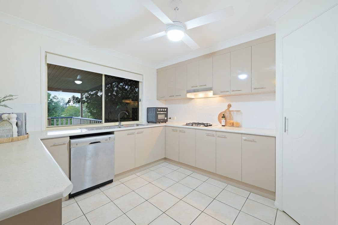 12 Dicaprio Close, Keperra, QLD 4054, Keperra - Thumbnail 6