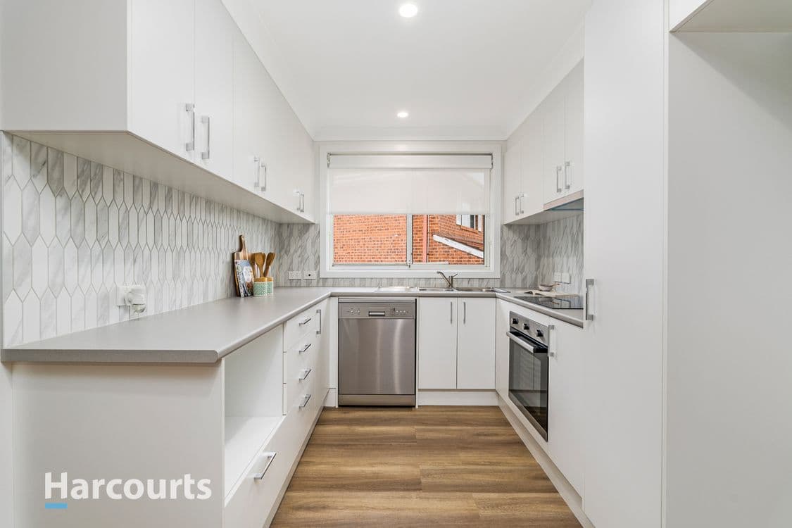 5 Lorikeet Place, ST CLAIR, NSW 2759, St Clair - Thumbnail 2