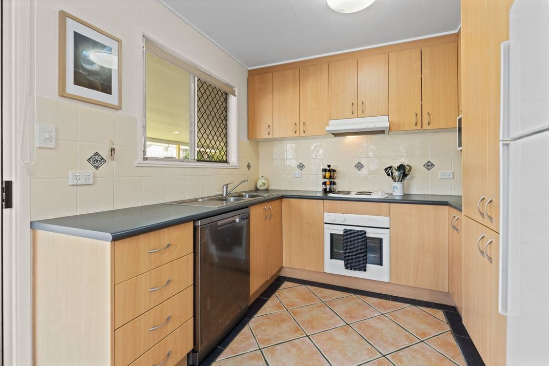 17 Wilson Avenue, ALBANY CREEK, QLD 4035, Albany Creek - Thumbnail 5
