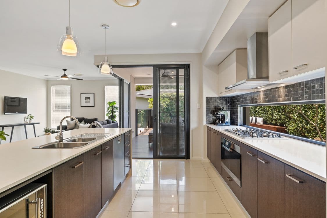 13 Peregian Close, MANLY WEST, QLD 4179, Manly West - Thumbnail 5