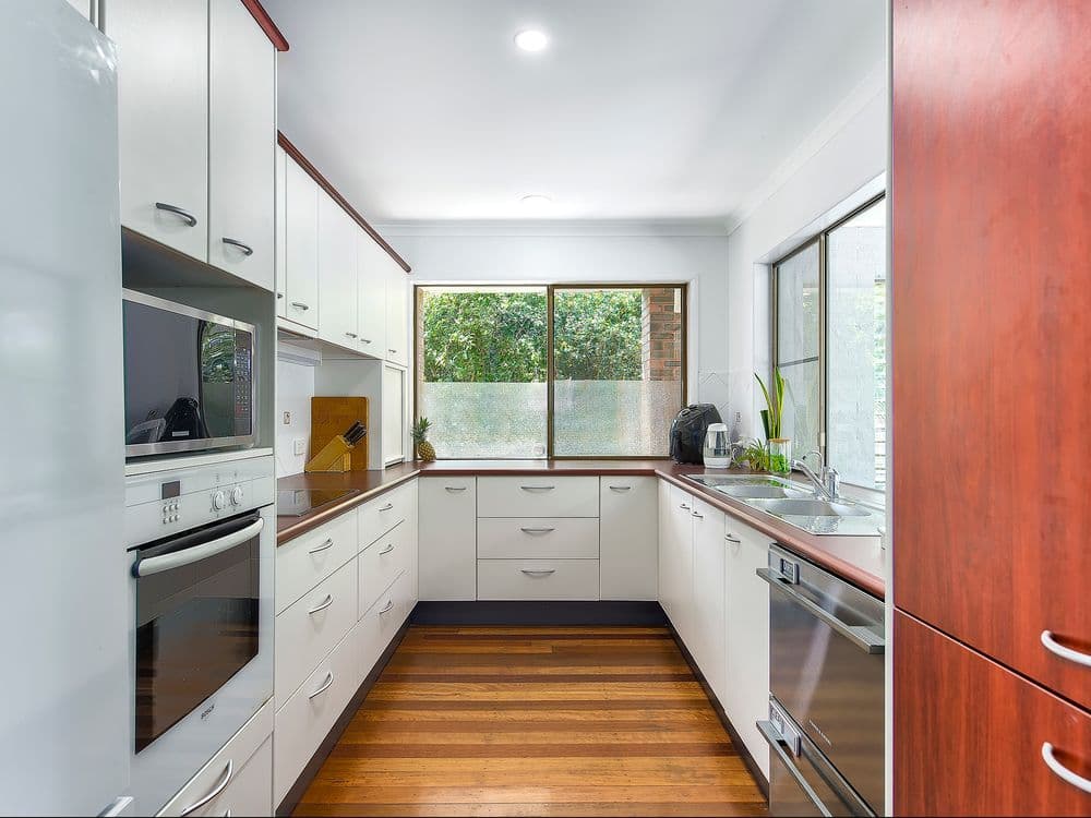 10 Kimmuli Place, THE GAP, QLD 4061, The Gap - Thumbnail 4