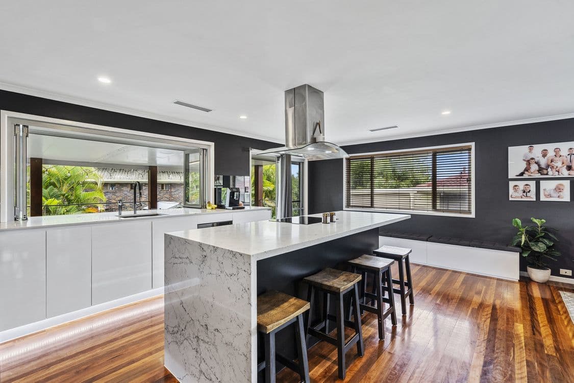 50 Bennetts Road, Everton Hills, QLD 4053, Everton Hills - Thumbnail 2