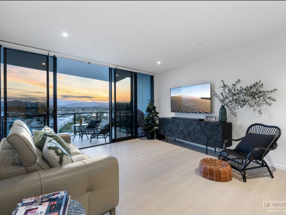 1705/1328 Gold Coast Highway, Palm Beach, QLD 4221, Palm Beach - Thumbnail 6