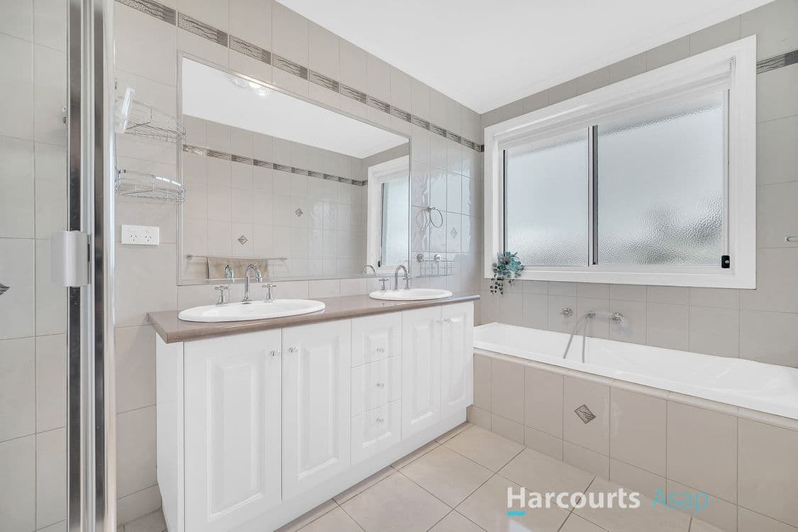 13 Parramatta Place, Berwick, VIC 3806, Berwick - Thumbnail 6