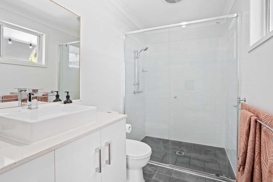 6 Kalang Street, Palm Beach, QLD 4221, Palm Beach - Thumbnail 8