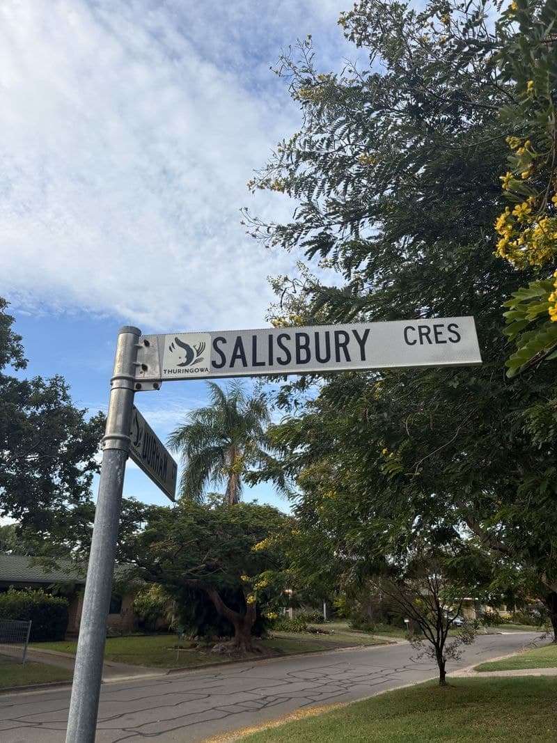 26 Salisbury Crescent, KIRWAN, Kirwan - Thumbnail 3