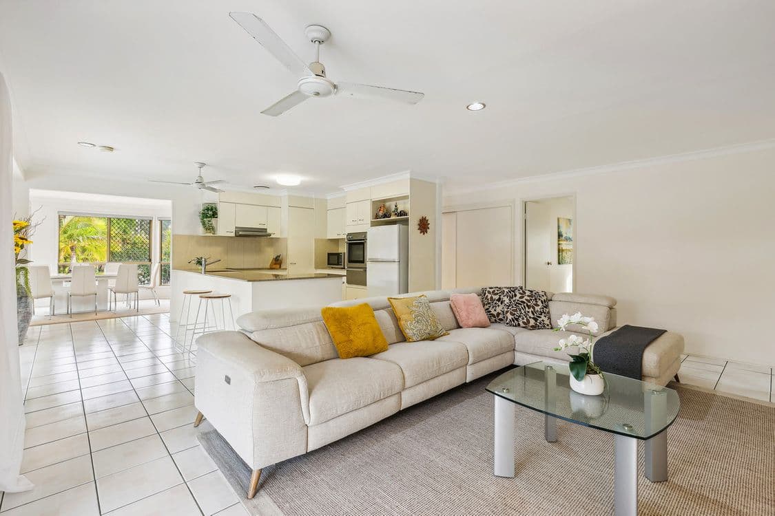 24 Killarney Avenue, Robina, QLD 4226, Robina - Thumbnail 4