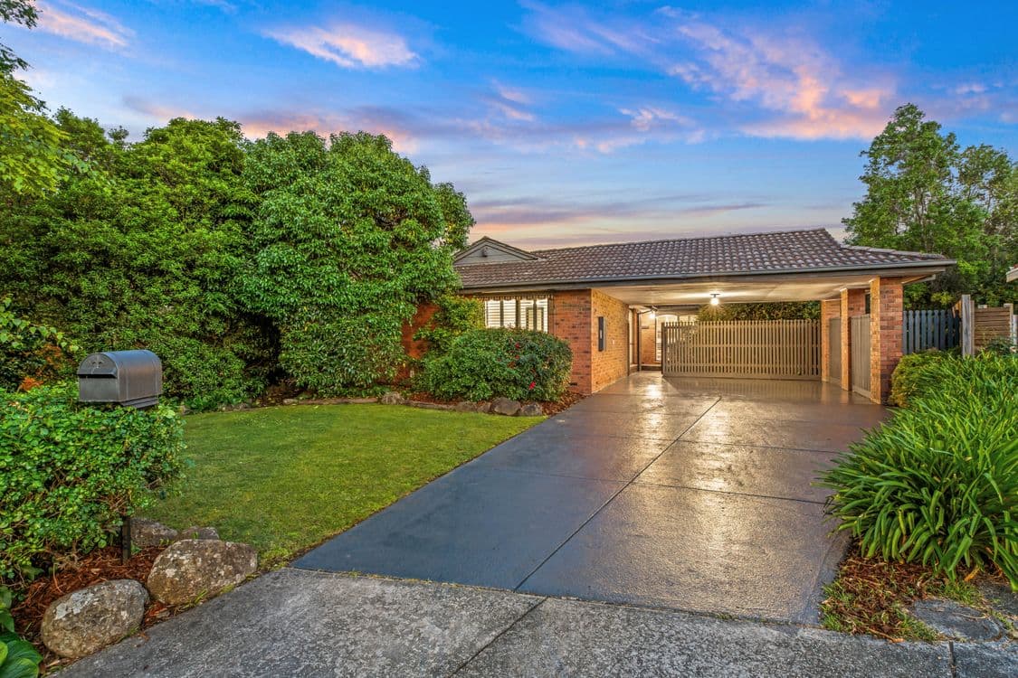 6 Lancelot Close, WANTIRNA SOUTH, VIC 3152, Wantirna South - Thumbnail 2