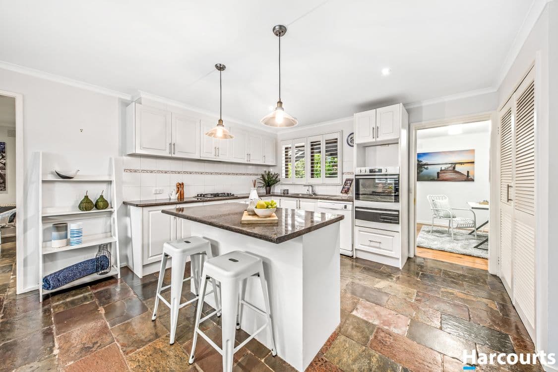 6 Lancelot Close, WANTIRNA SOUTH, VIC 3152, Wantirna South - Thumbnail 5