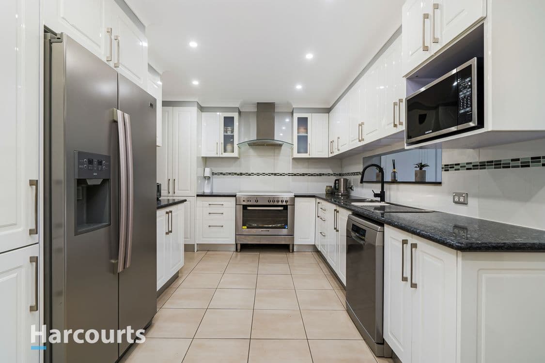 11 Palena Crescent, ST CLAIR, NSW 2759, St Clair - Thumbnail 2