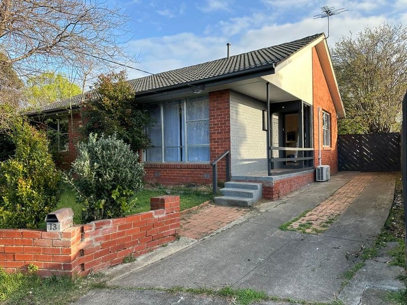 13 Ash Court, Hastings - Thumbnail 2