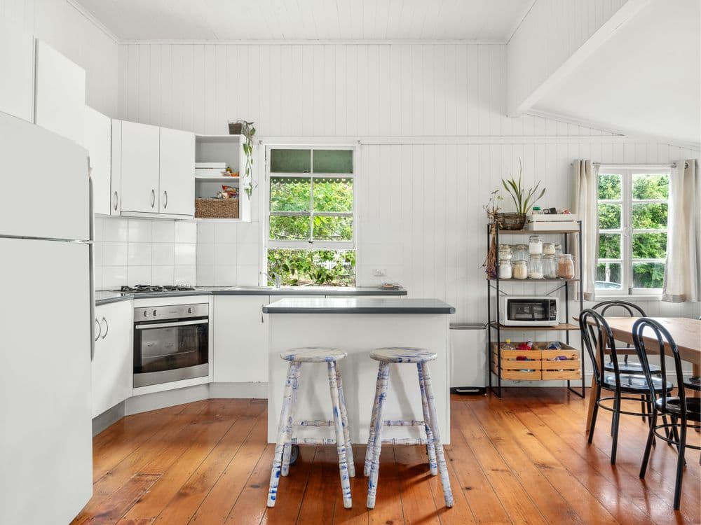 35 Stella Street, HOLLAND PARK, QLD 4121, Holland Park - Thumbnail 2