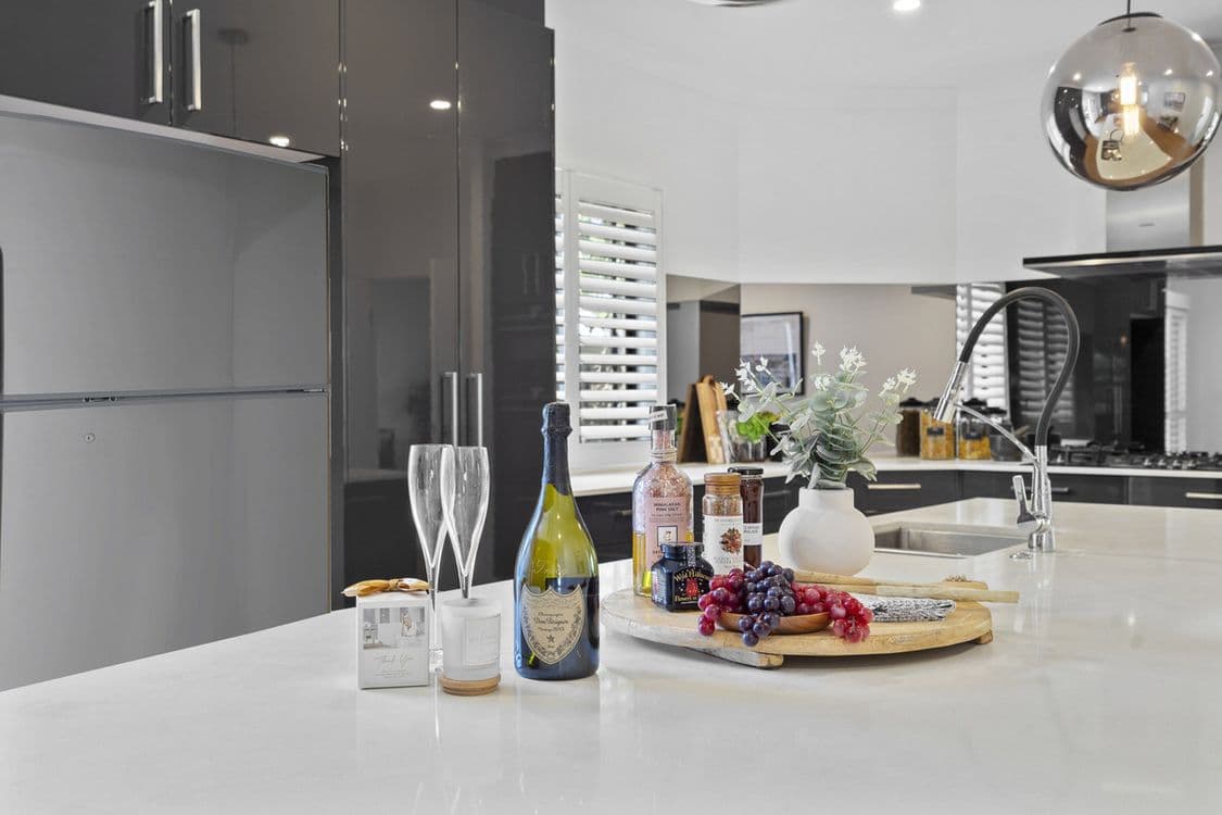 101/19 Santa Barbara Road, Hope Island, QLD 4212, Hope Island - Image 1