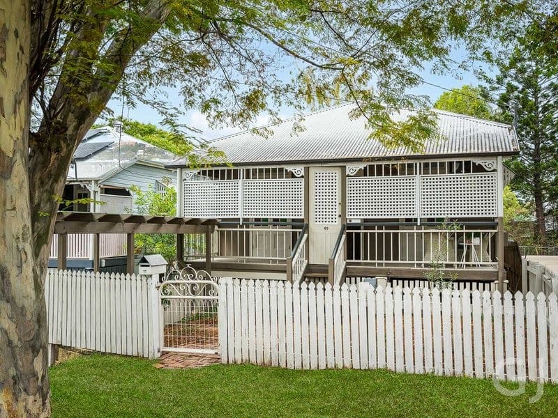 49 Barron Street, Gordon Park, Gordon Park - Thumbnail 3