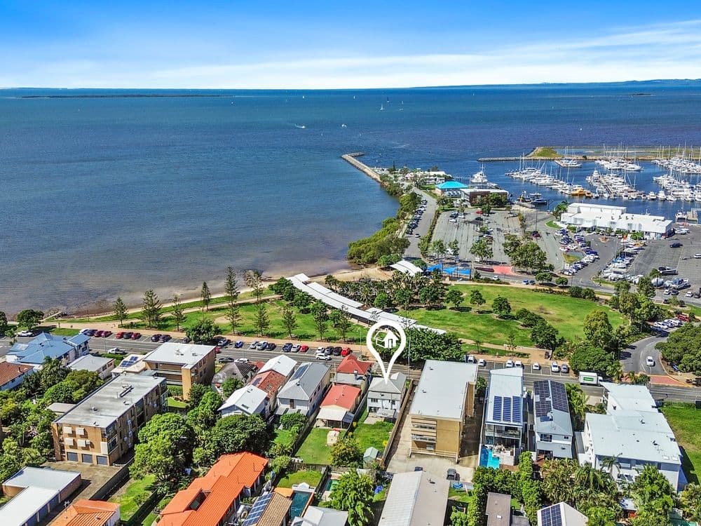 425 Esplanade, MANLY, QLD 4179, Manly - Image 1