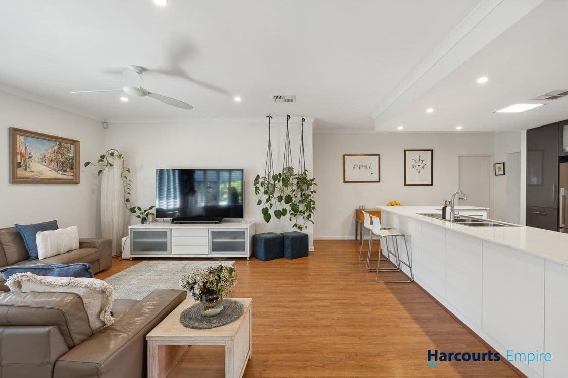 18A Nola Avenue, SCARBOROUGH, WA 6019, Scarborough - Thumbnail 8