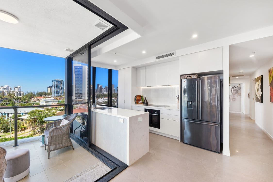 807/15-17 Cannes Avenue, Surfers Paradise, QLD 4217, Surfers Paradise - Thumbnail 7