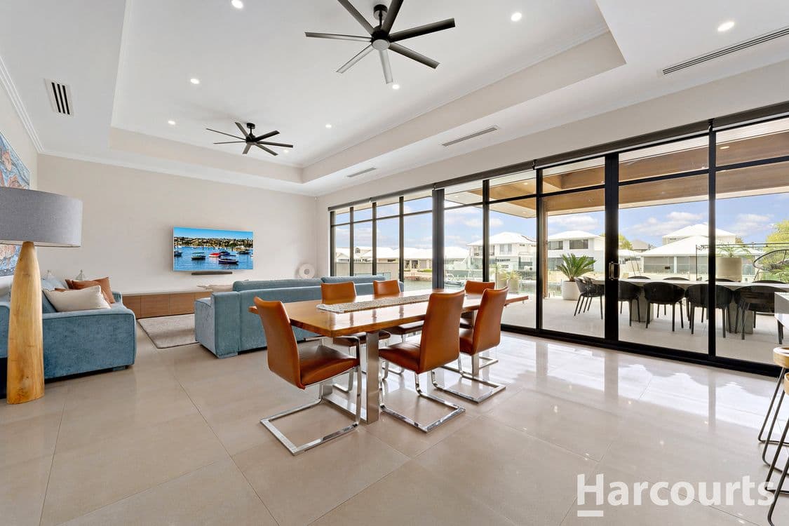 6 Twilight Court, DUDLEY PARK, WA 6210, Dudley Park - Thumbnail 2