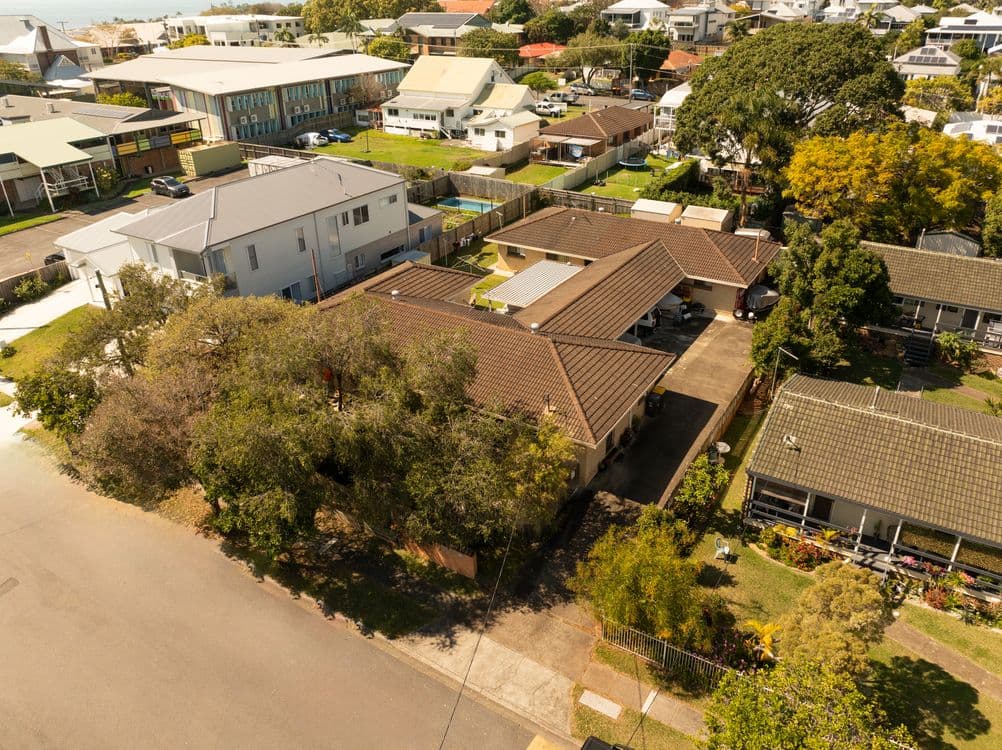 94 Chestnut Street, WYNNUM, QLD 4178, Wynnum - Thumbnail 7