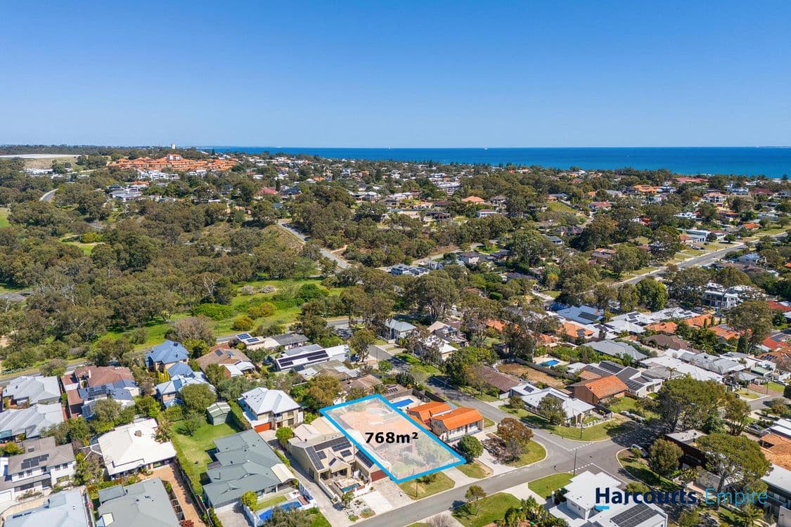 15 Knight Street, WEMBLEY DOWNS, WA 6019, Wembley Downs - Thumbnail 5