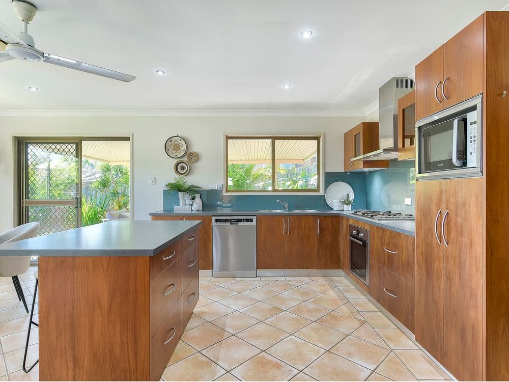 14 Extasis Street, THE GAP, QLD 4061, The Gap - Thumbnail 5