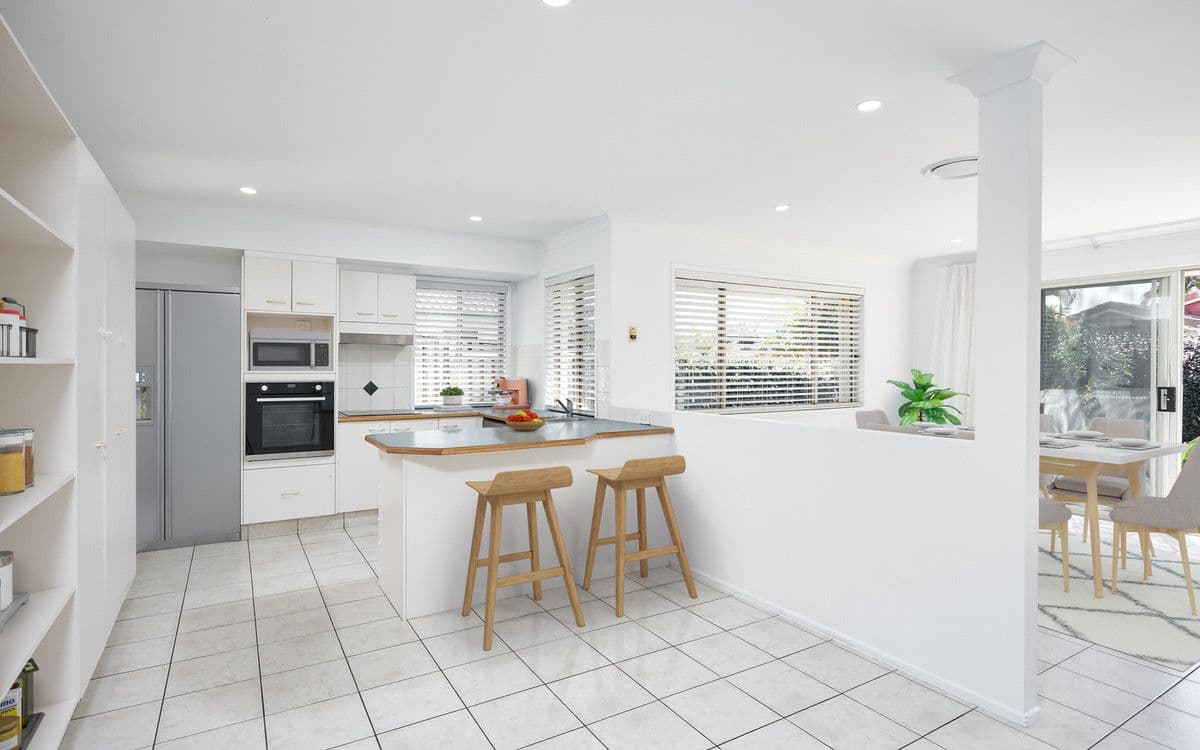 33 Rainbird Close, Burleigh Waters, QLD 4220, Burleigh Waters - Thumbnail 4