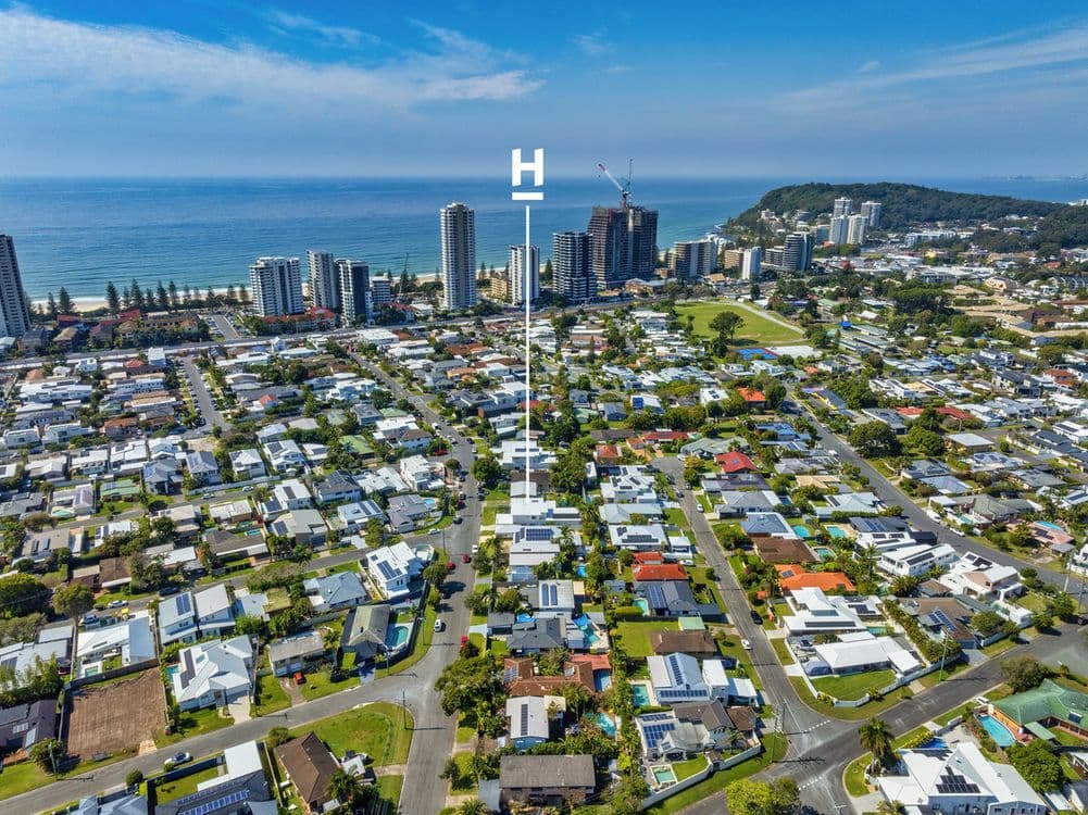 36 Banksia Broadway, Burleigh Waters, QLD 4220, Burleigh Waters - Thumbnail 4