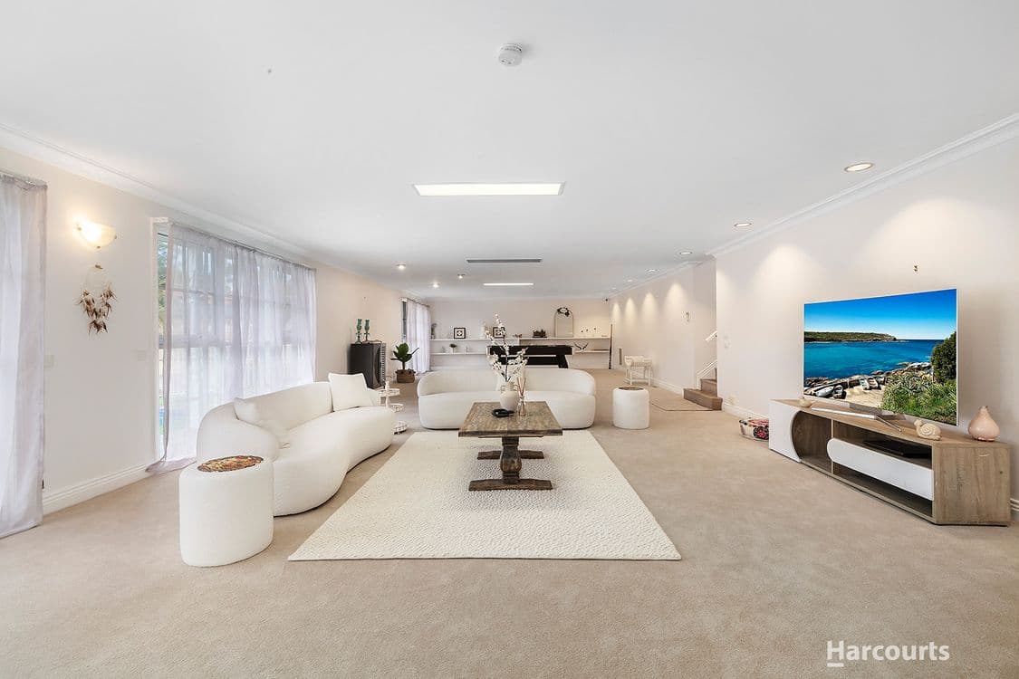 44 Beecroft Crescent, TEMPLESTOWE, VIC 3106, Templestowe - Thumbnail 2
