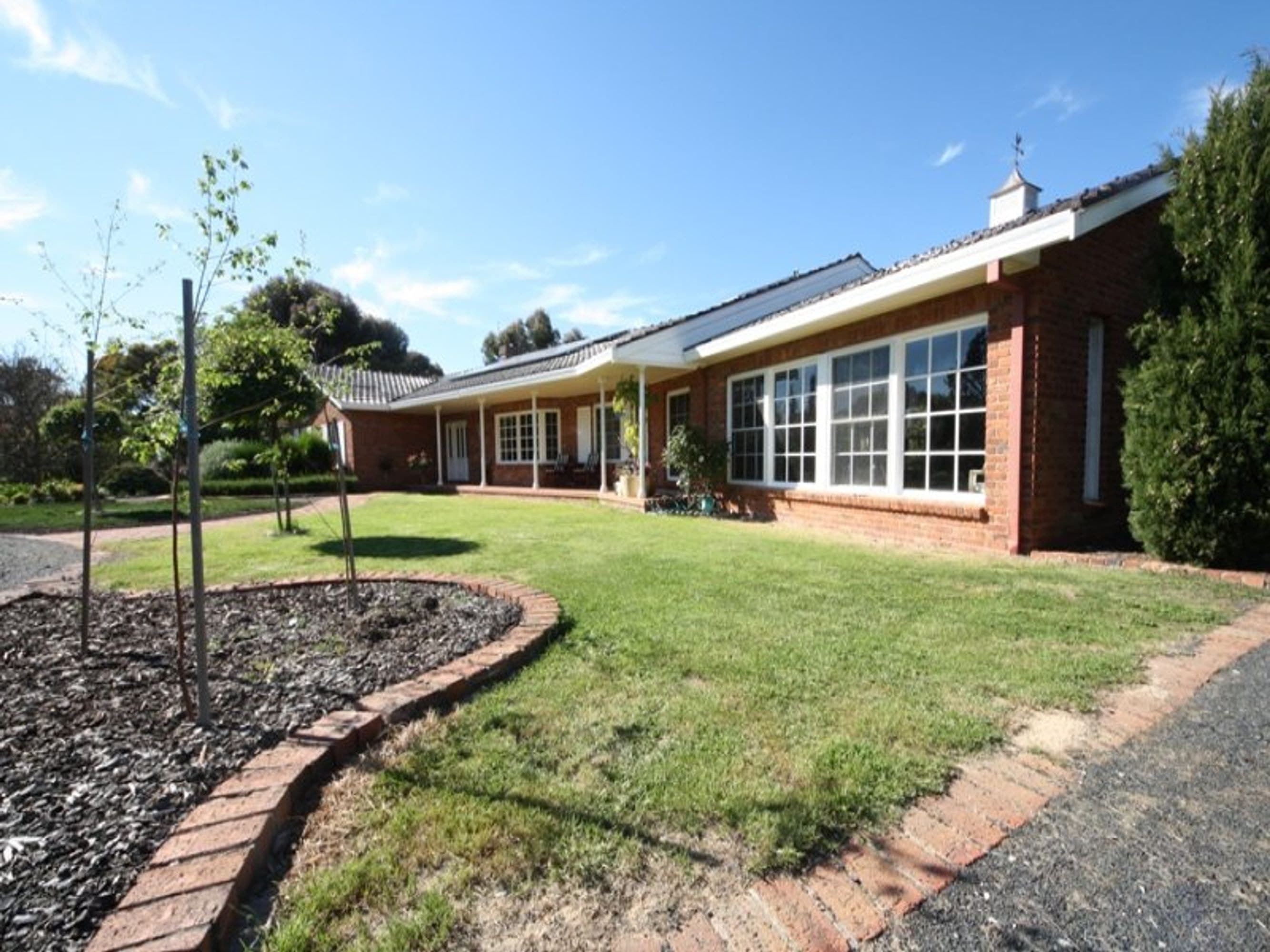 16 Weldon Power Court, Horsham VIC 3400, Horsham - Thumbnail 2
