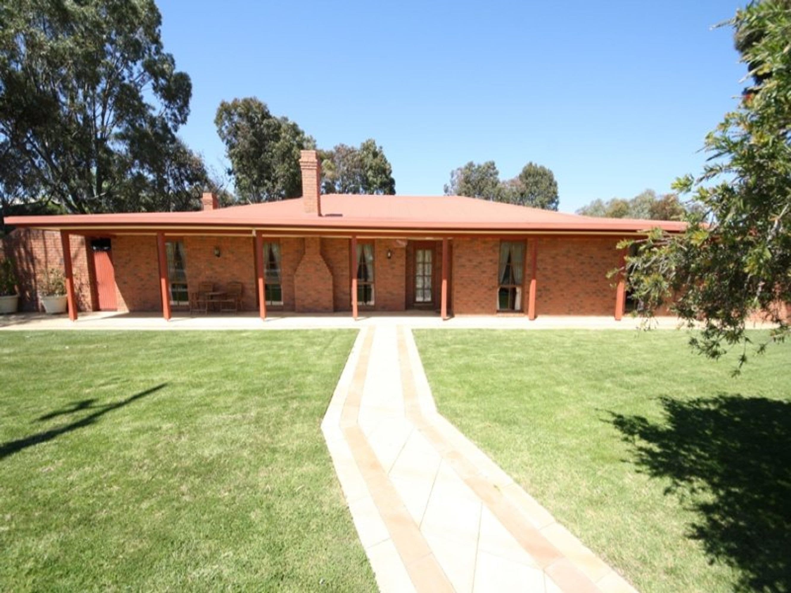 38-39 Dimboola Road, Nhill VIC 3418, Nhill - Image 1