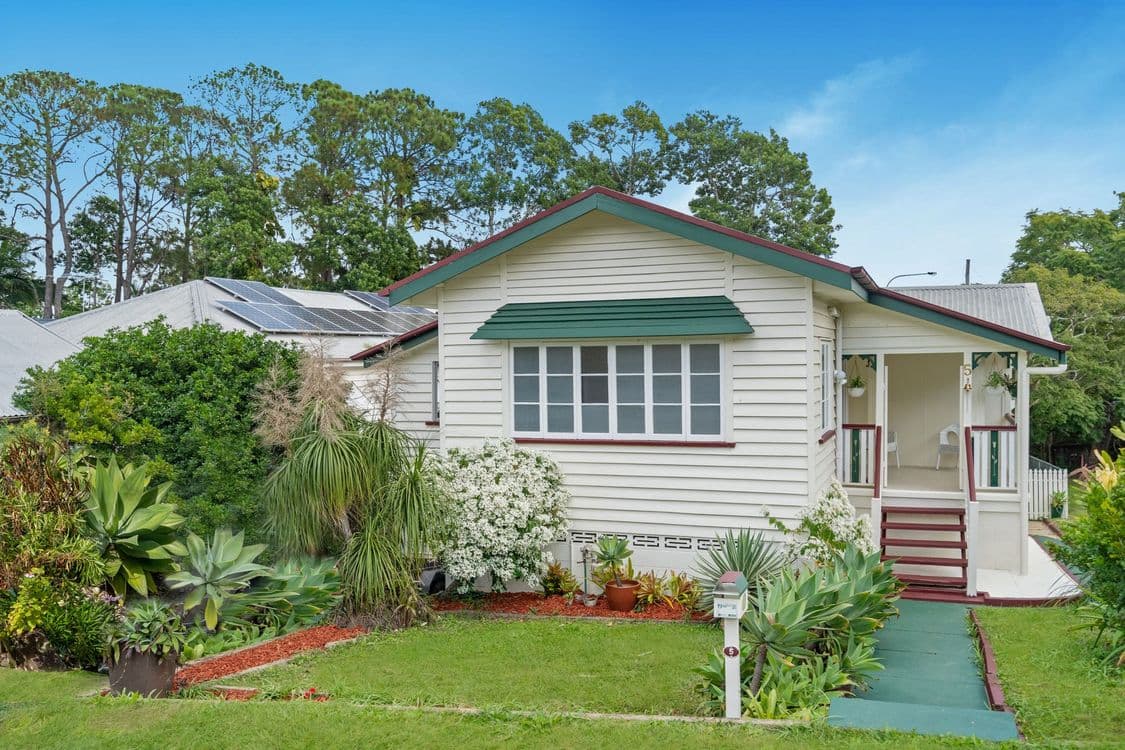 5 Daphne Street, CAMP HILL, QLD 4152, Camp Hill - Image 1