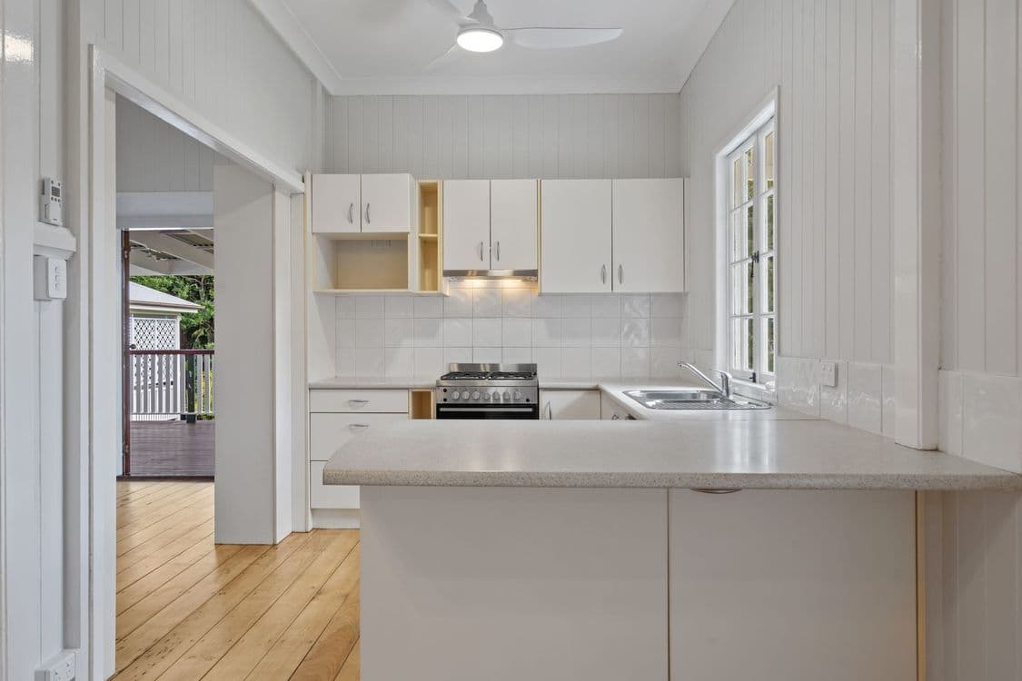 5 Daphne Street, CAMP HILL, QLD 4152, Camp Hill - Thumbnail 4