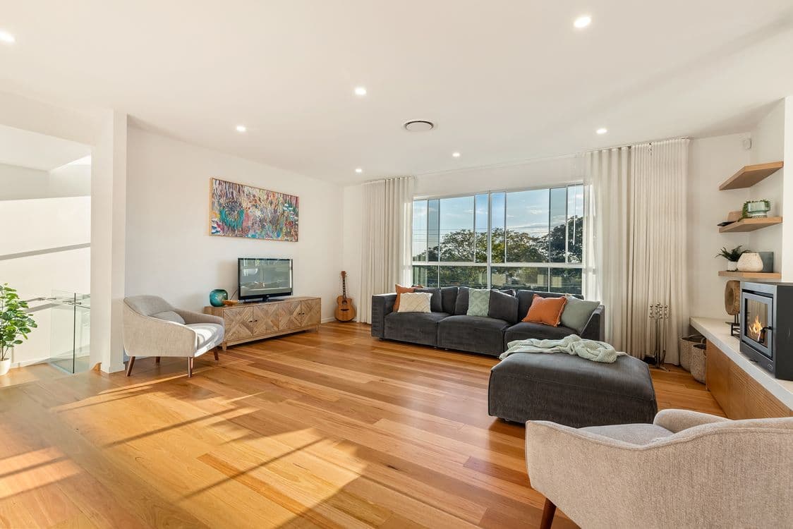 3 Miawela Street, SEVEN HILLS, QLD 4170, Seven Hills - Thumbnail 2