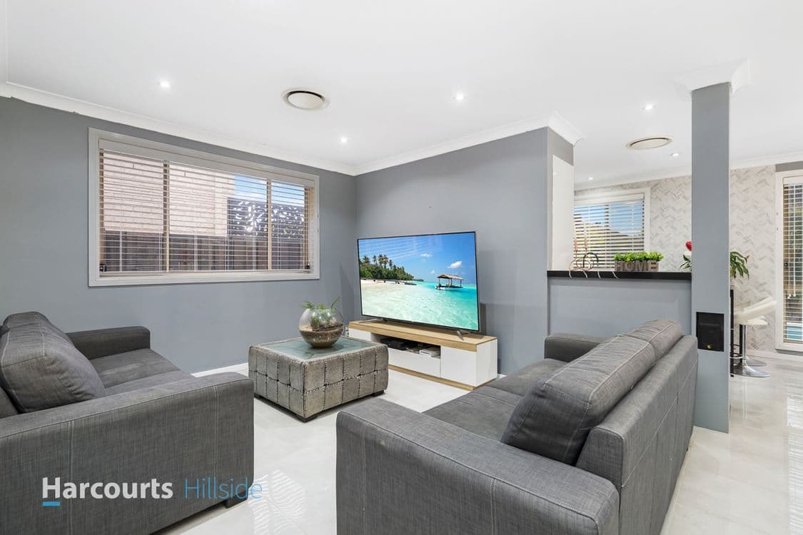 10 Weeroona Place, ROUSE HILL, NSW 2155, Rouse Hill - Thumbnail 4