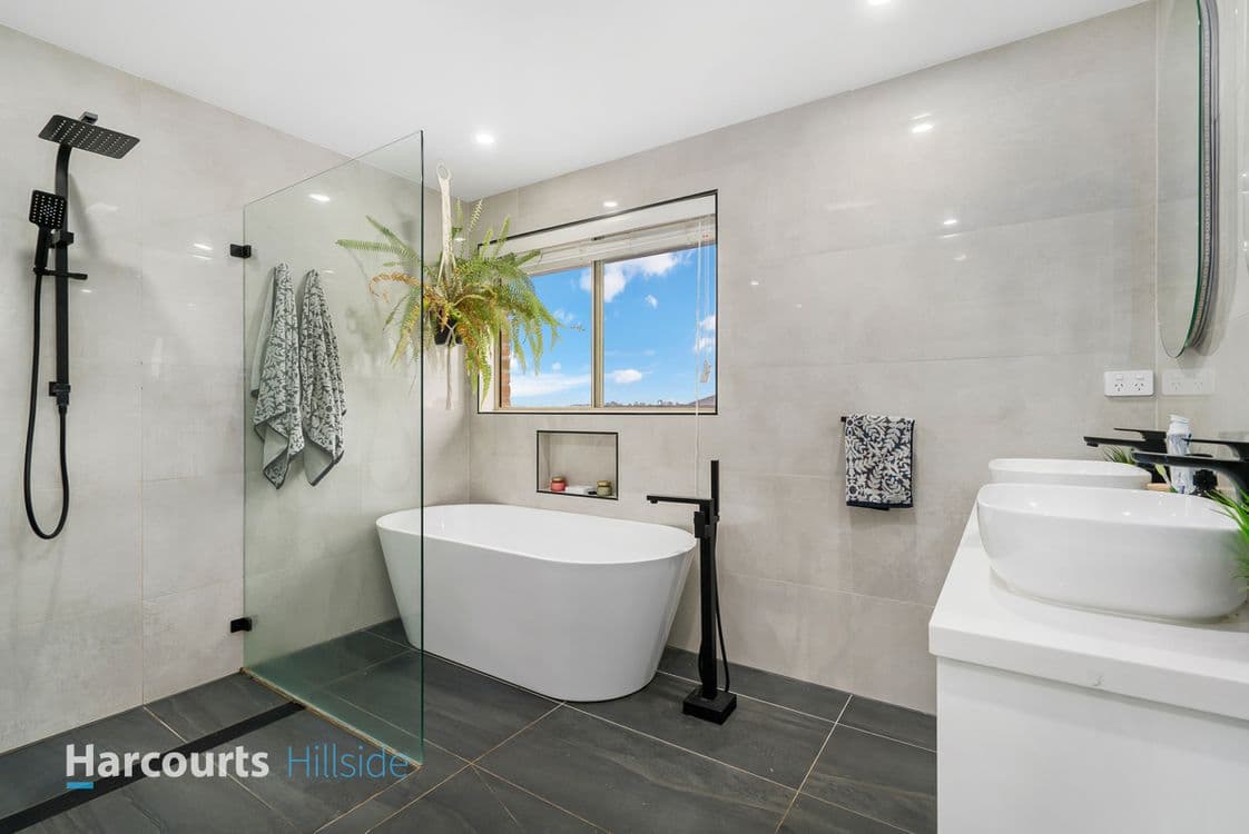 10 Weeroona Place, ROUSE HILL, NSW 2155, Rouse Hill - Thumbnail 8