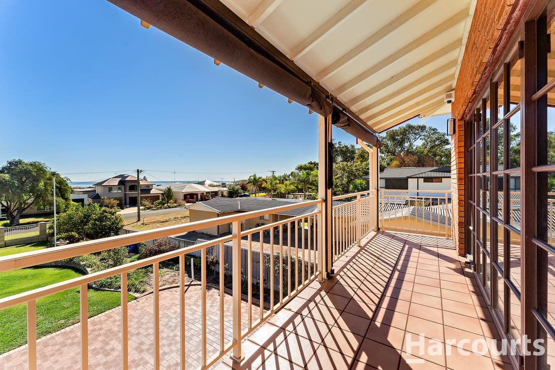 19 Peter Street, HALLS HEAD, WA 6210, Halls Head - Thumbnail 3