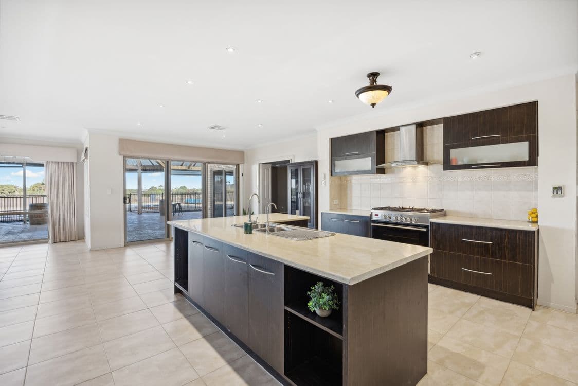 118 Trainers Way, STRATHALBYN, SA 5255, Strathalbyn - Thumbnail 6